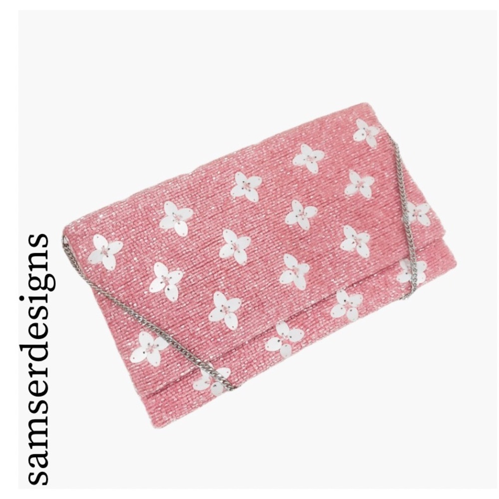 Samserdesign Pink & White beaded Floral Crossbody